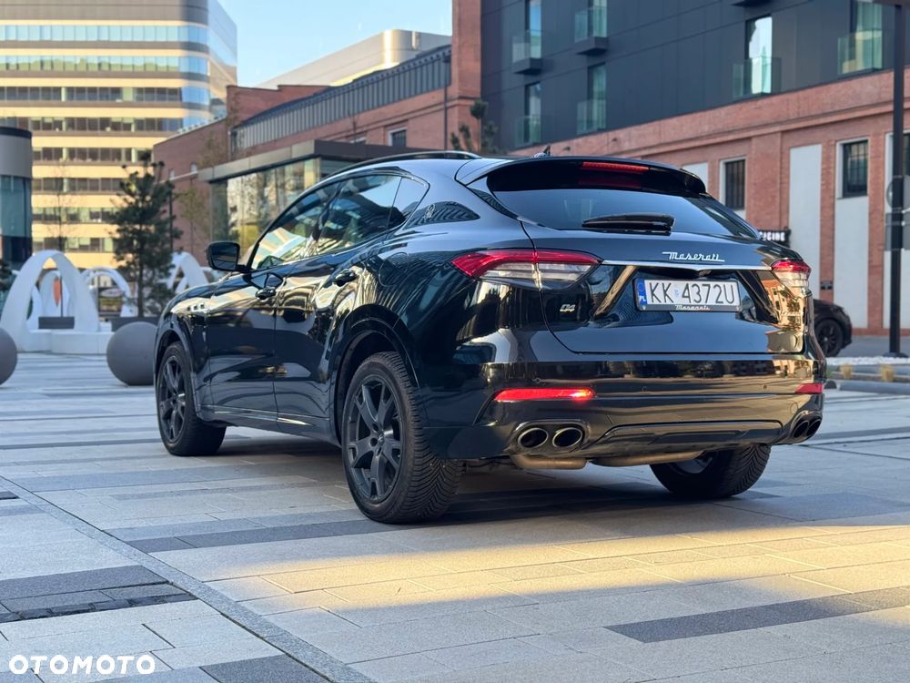 Maserati Levante Q4 GranSport - 8
