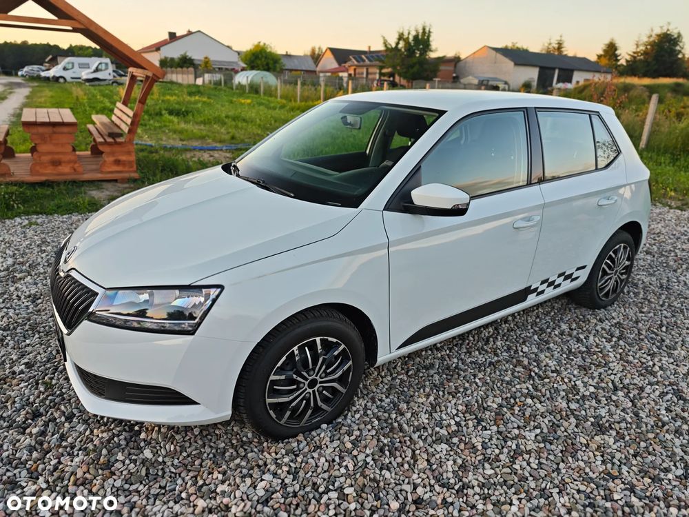 Skoda Fabia - 12