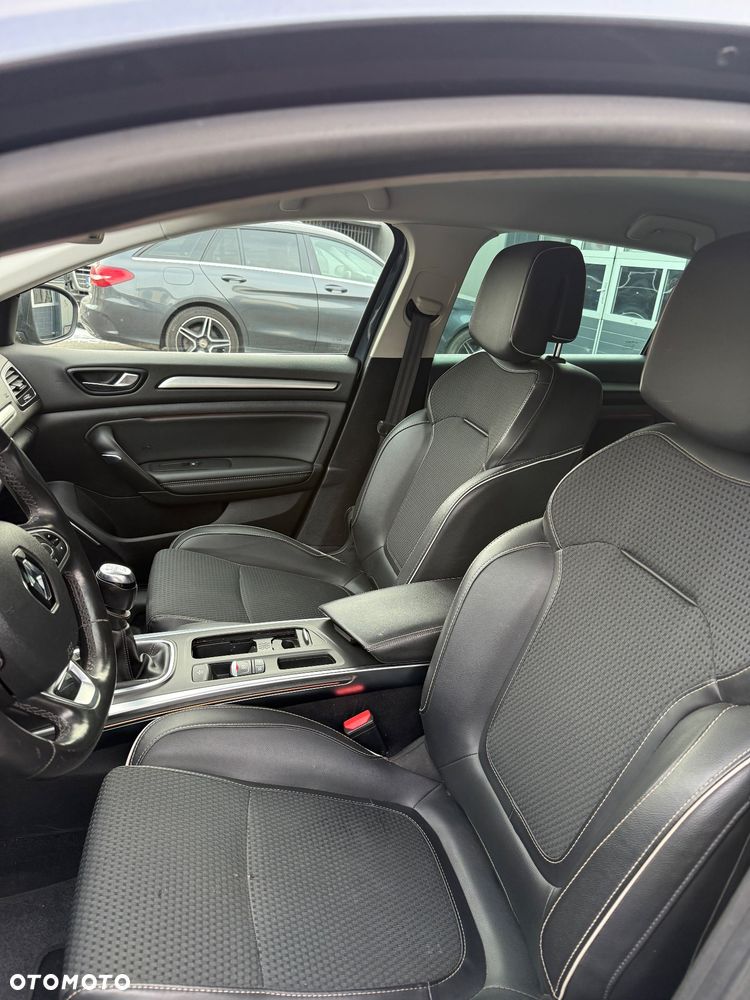 Renault Megane TCe 140 GPF BOSE EDITION - 6