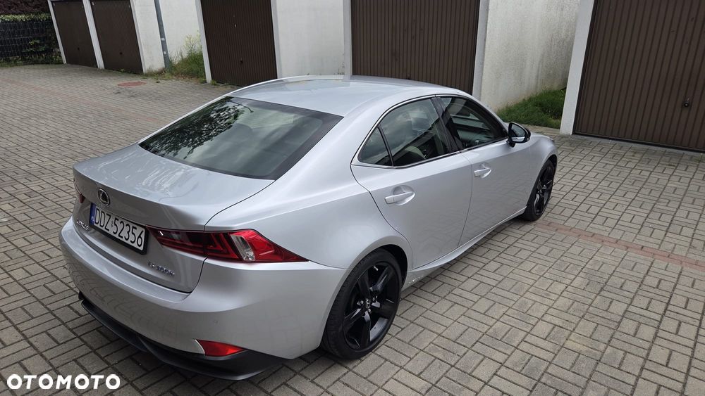 Lexus IS Sport Line - 8