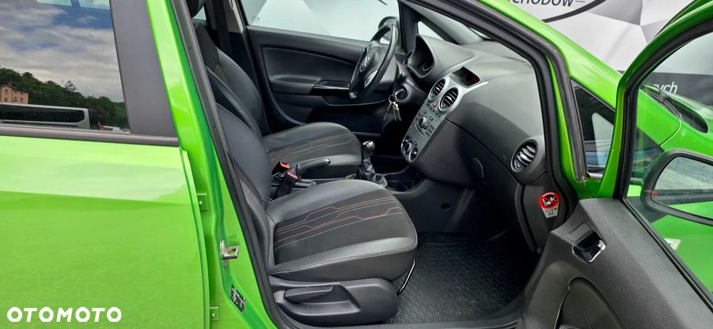 Opel Corsa 1.4 16V 150 Jahre - 19