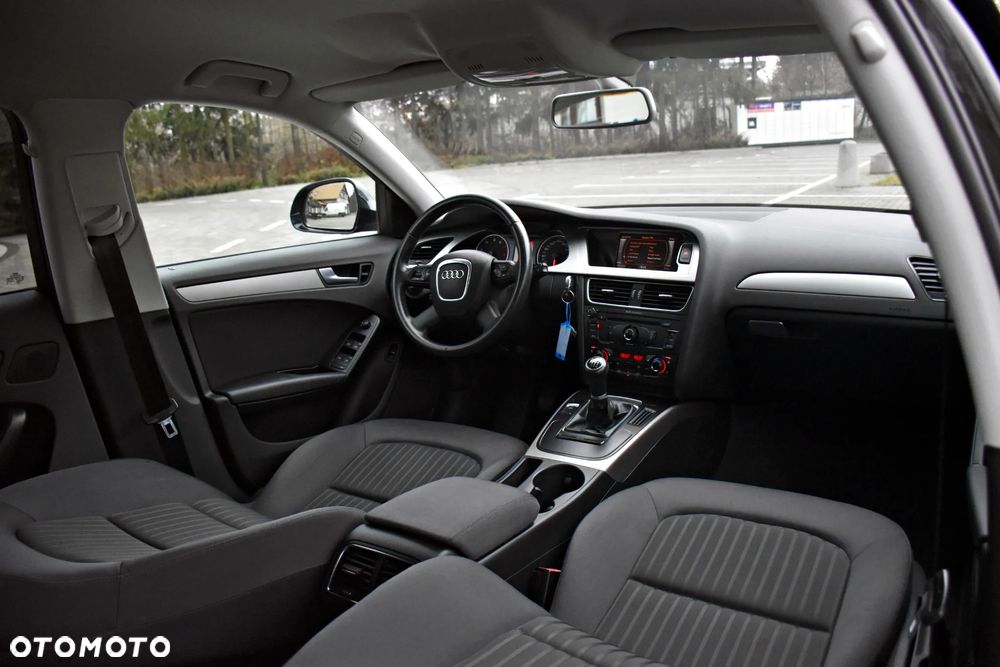 Audi A4 Limousine 1.8 TFSI Attraction - 39