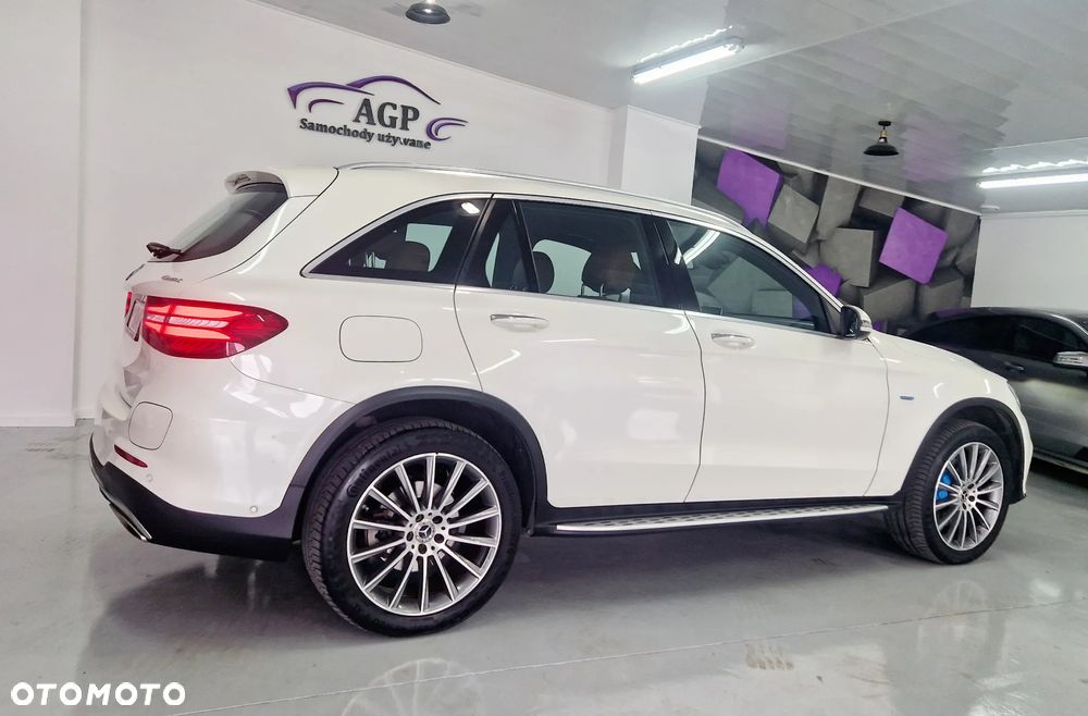 Mercedes-Benz GLC - 14