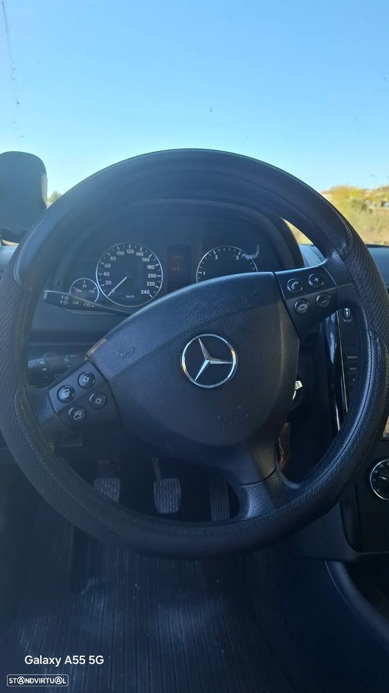 Mercedes-Benz A 180 - 9