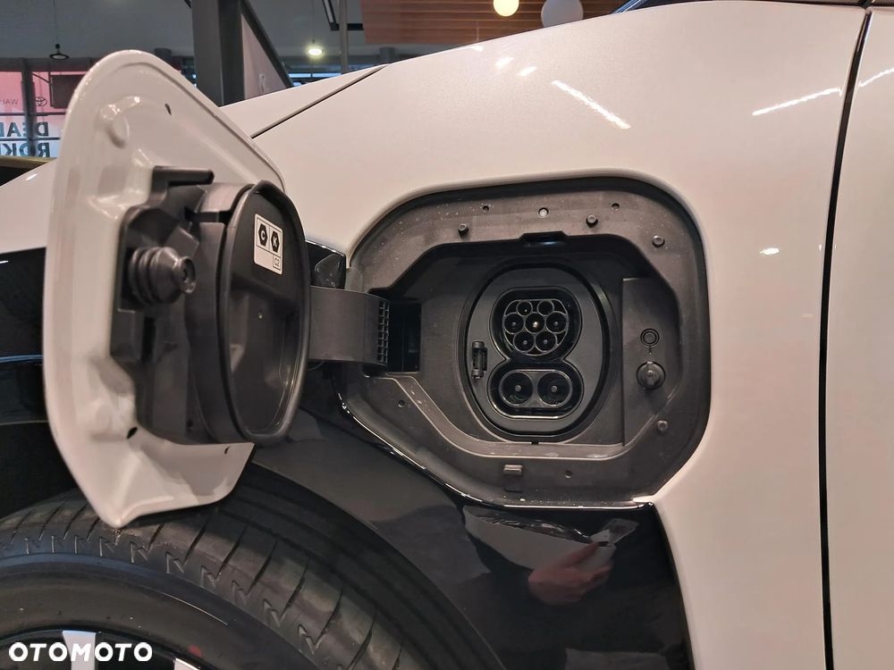 Toyota bZ4X 73.1kWh 4x4 Executive - 9