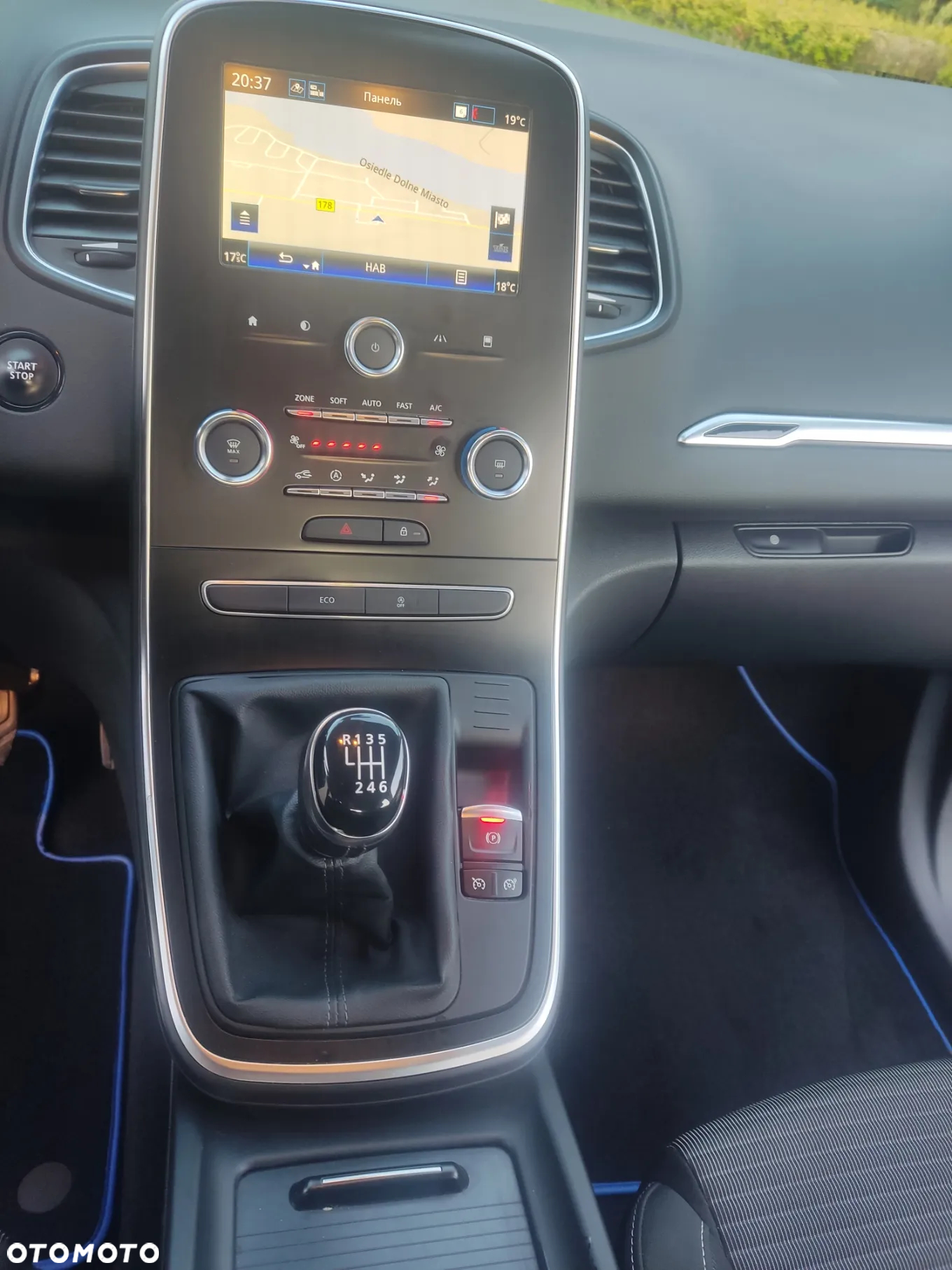 Renault Scenic 1.7 Blue dCi Zen - 16