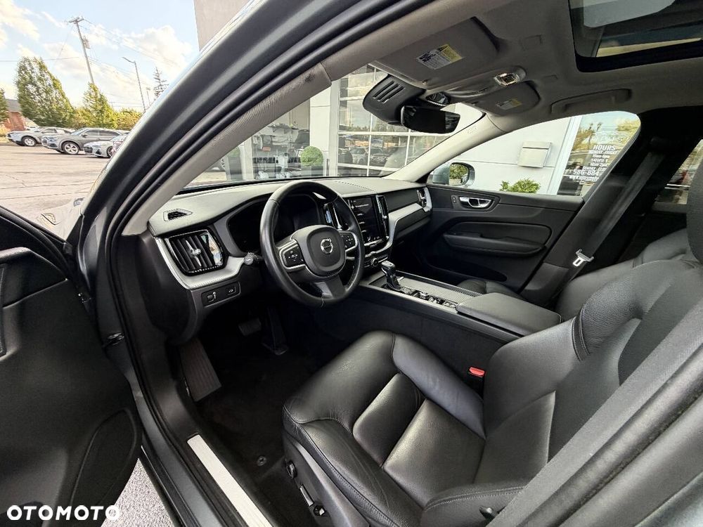 Volvo XC 60 T6 AWD Momentum - 12