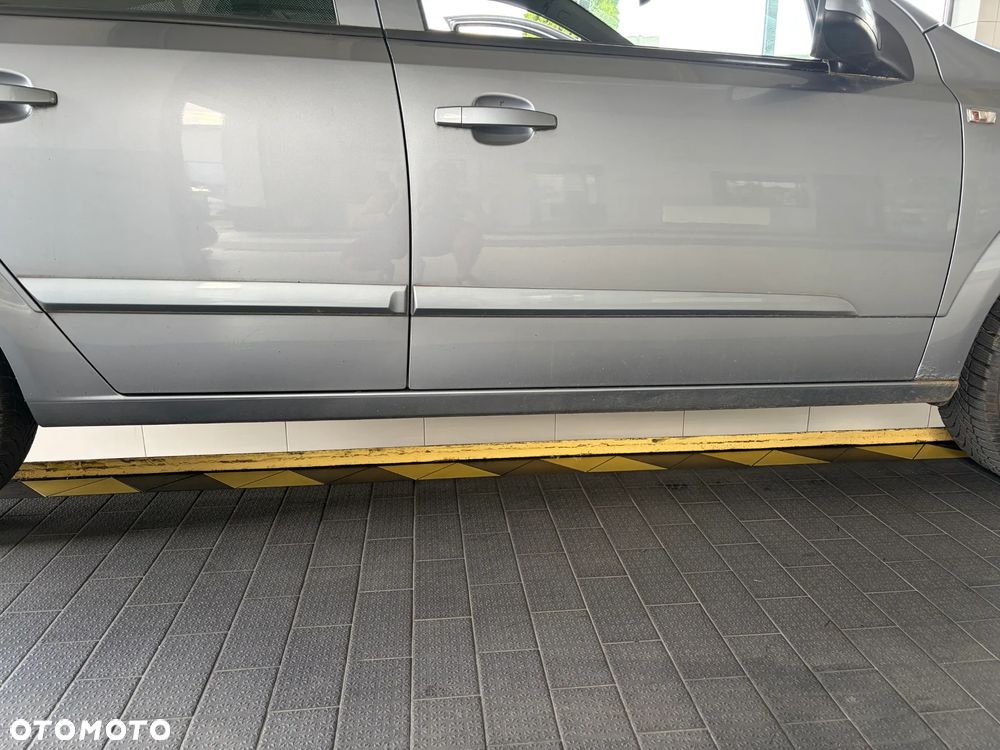Opel Astra 1.7 CDTI Enjoy - 11