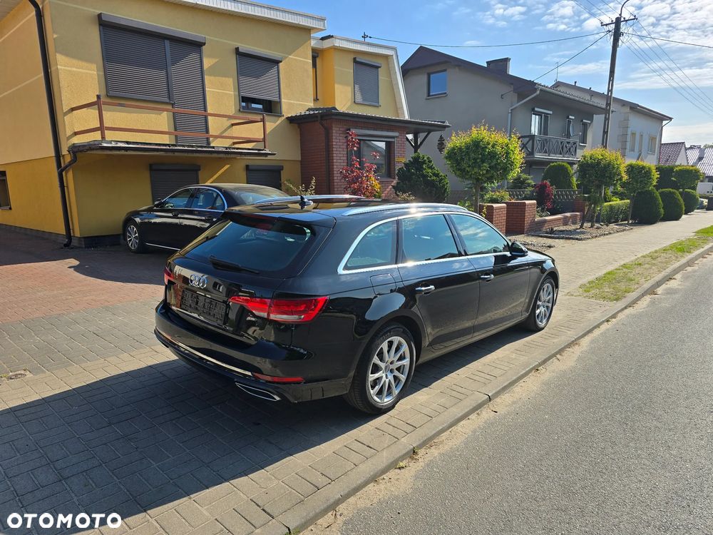Audi A4 - 4