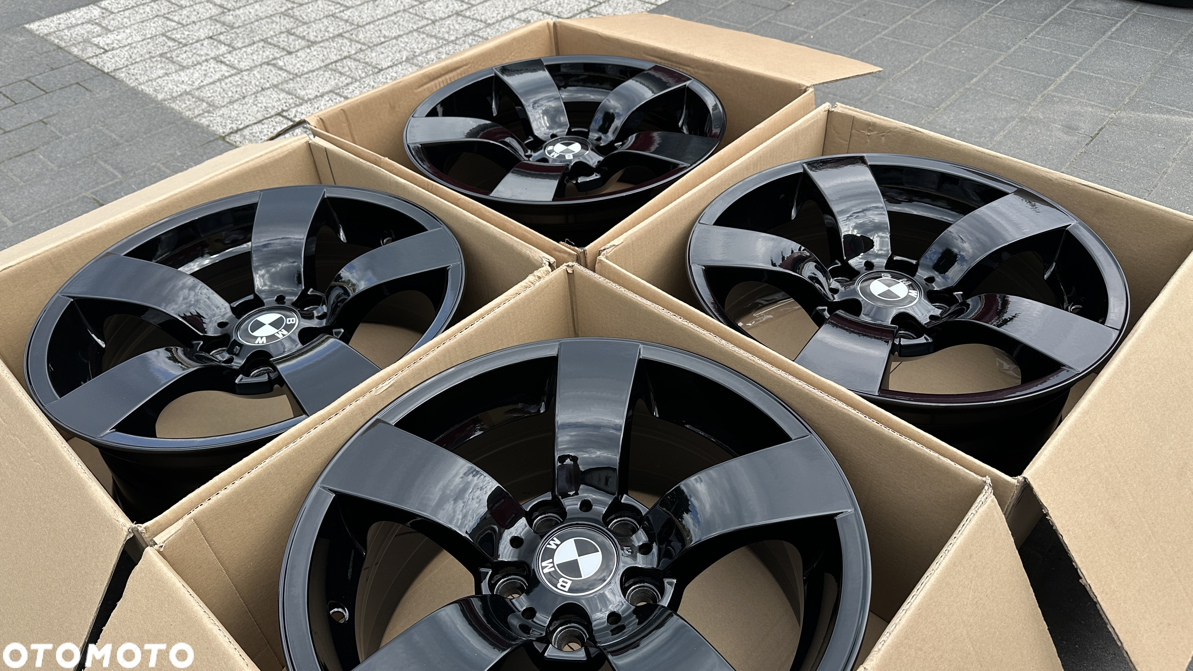 FELGI ALUMINIOWE BMW 8Jx17H2 R17 ET20 Koła 5x120 E60 E61 ALUFELGI Opel 6760615 - 9