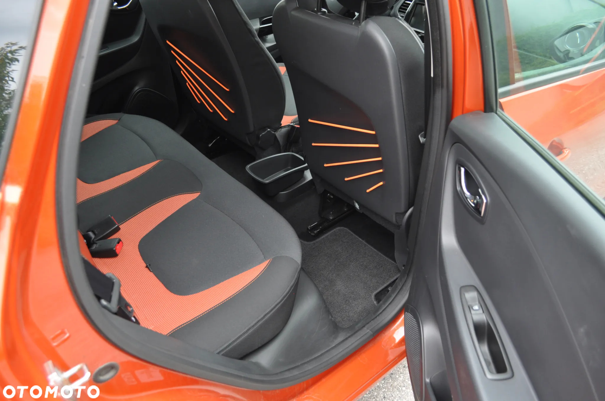Renault Captur ENERGY TCe 120 EDC Luxe - 15