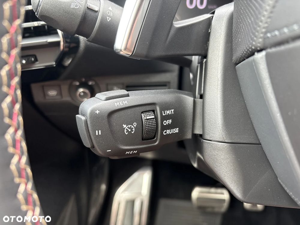 DS Automobiles DS 7 1.5 BlueHDi Performance Line + - 33