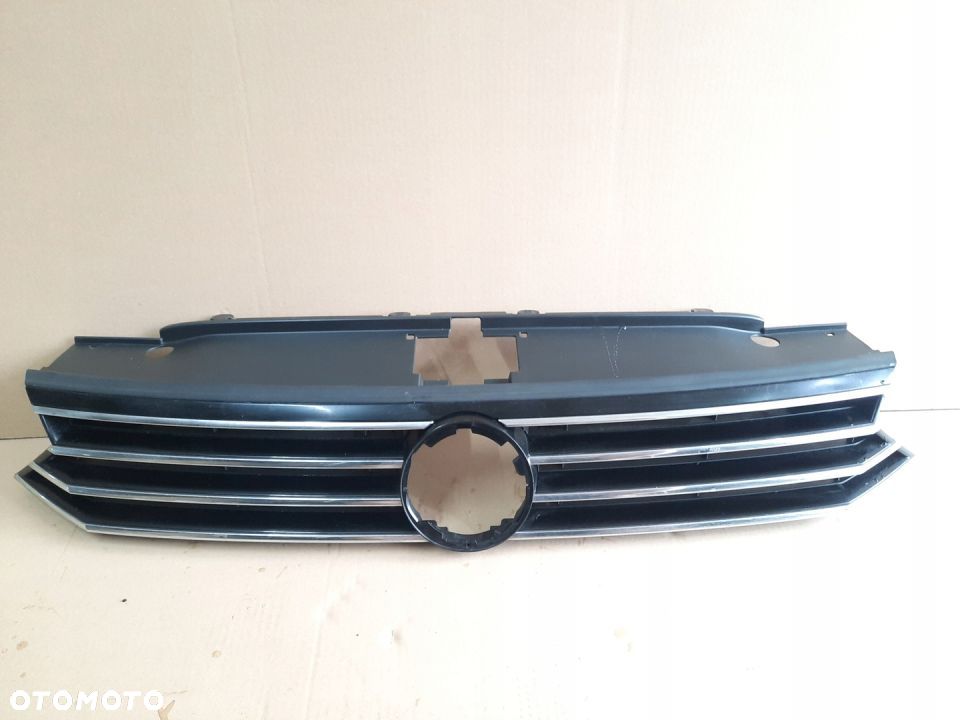 GRILL ATRAPA CHROM 3G0853653D PASSAT B8 - 1