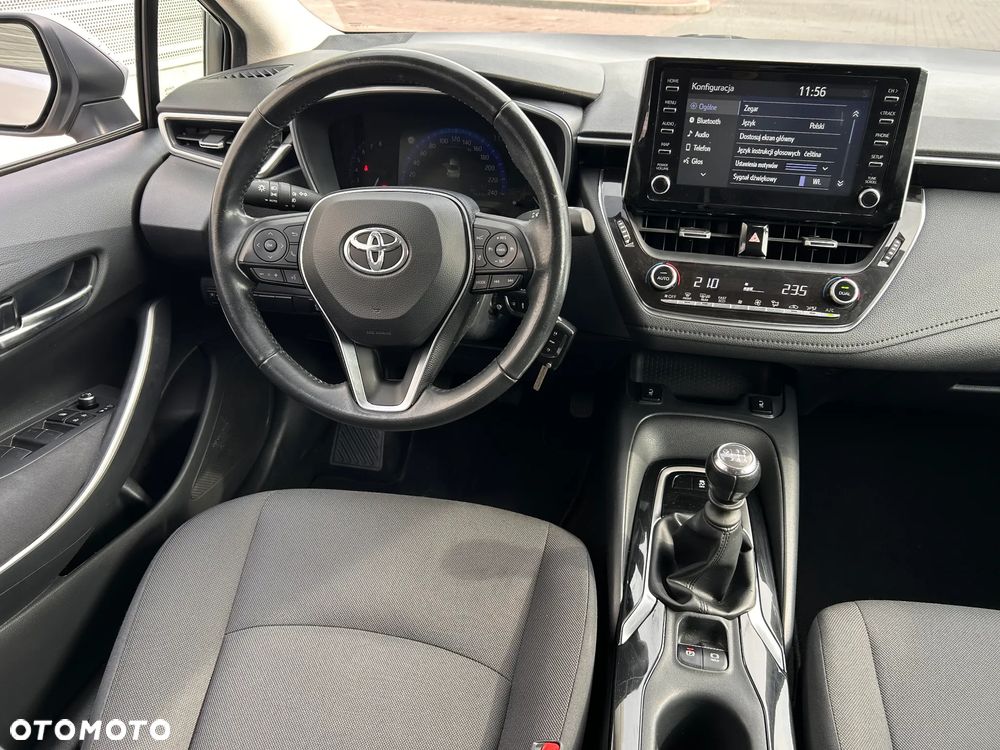 Toyota Corolla 1.6 Prestige - 19