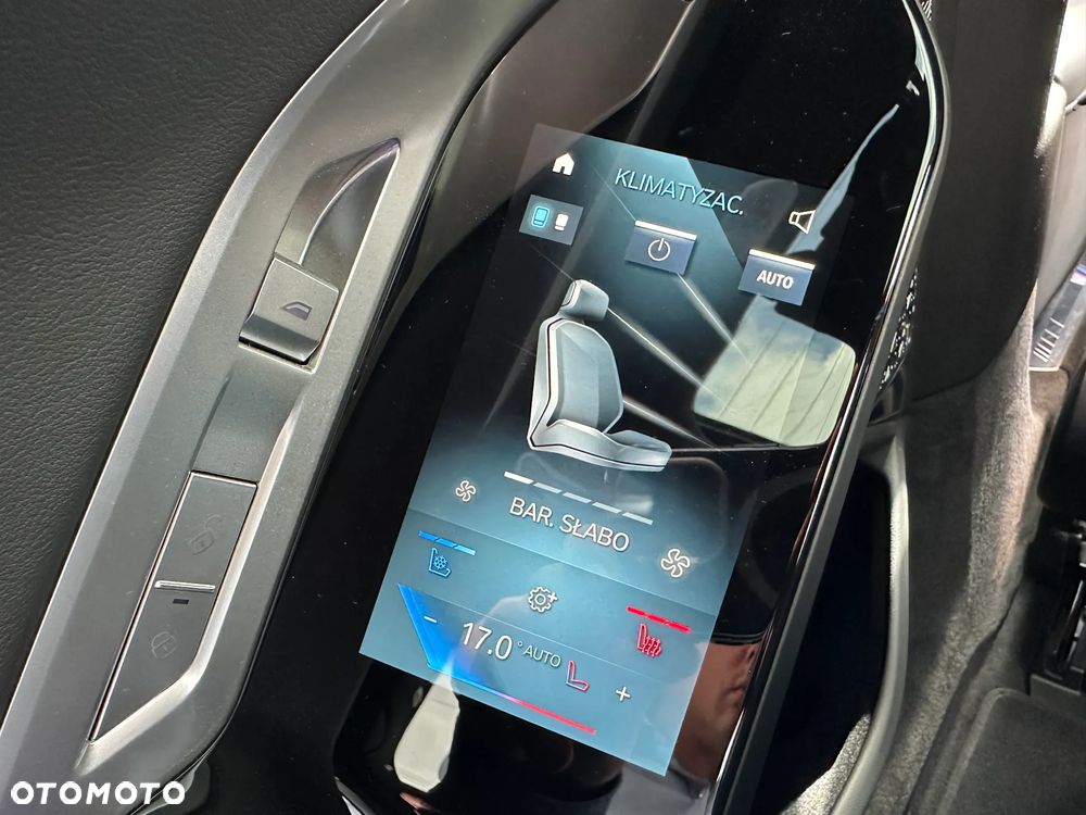BMW Seria 7 M760e PHEV xDrive Individual Edition sport - 24