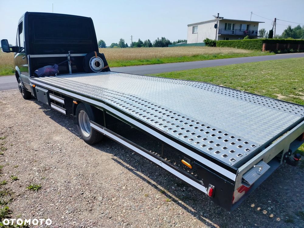 Mercedes-Benz Sprinter - 8