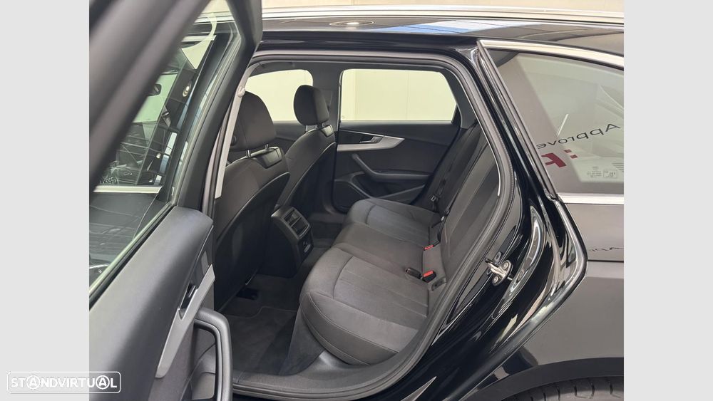 Audi A4 Avant 30 TDI Advanced S tronic - 9