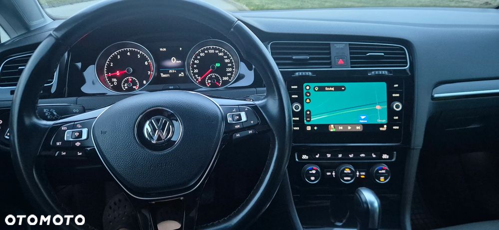 Volkswagen Golf - 7