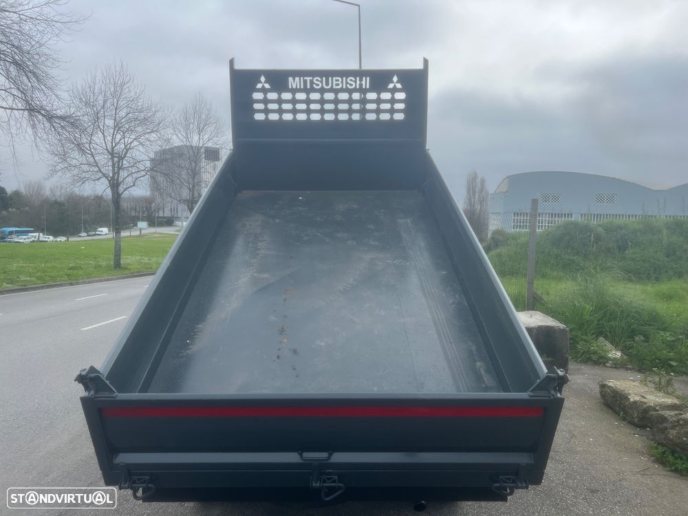 Mitsubishi Canter tri-basculante - 13