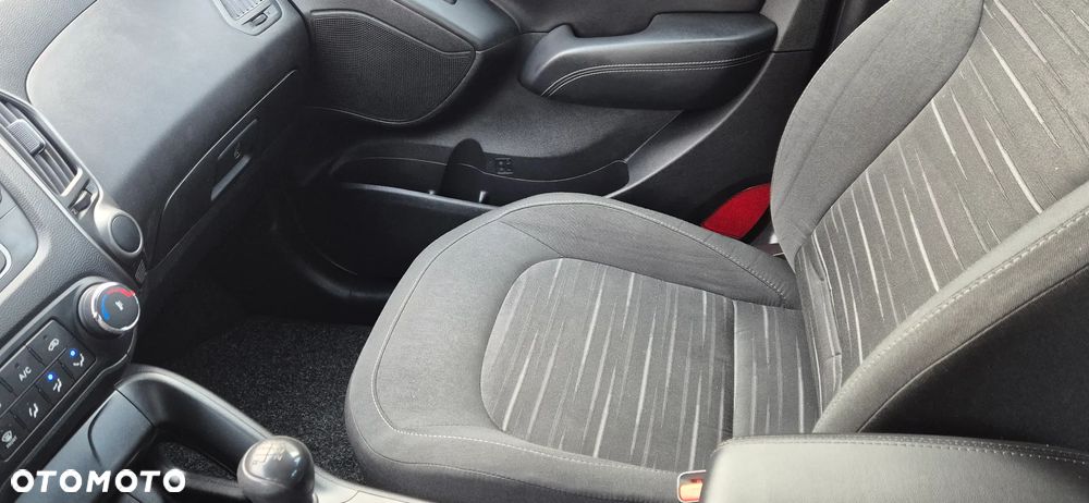 Hyundai ix35 1.6 2WD Trend - 13