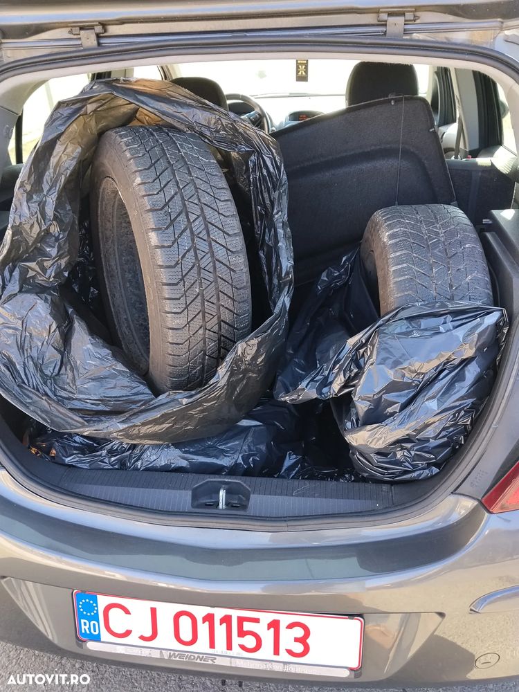 Opel Corsa 1.4 16V Color Elegance - 14