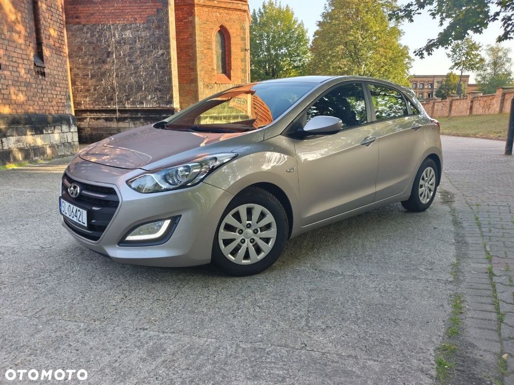 Hyundai i30 1.4 Passion - 22