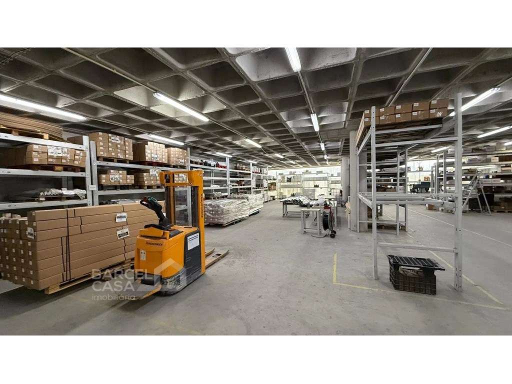 Armazém para arrendamento em Cabreiros - Braga - Grande imagem: 5/13