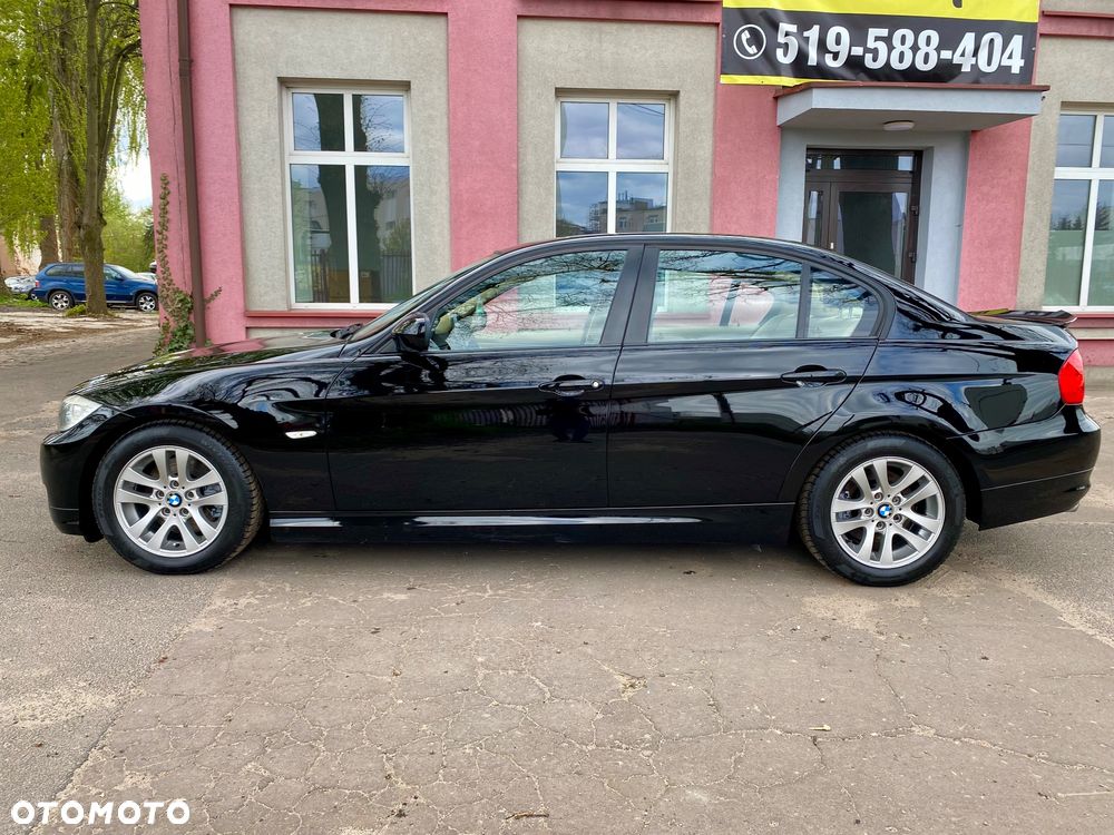 BMW Seria 3 320d - 4