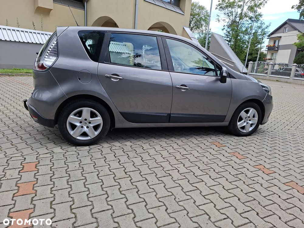 Renault Scenic 1.6 16V TomTom Edition - 13
