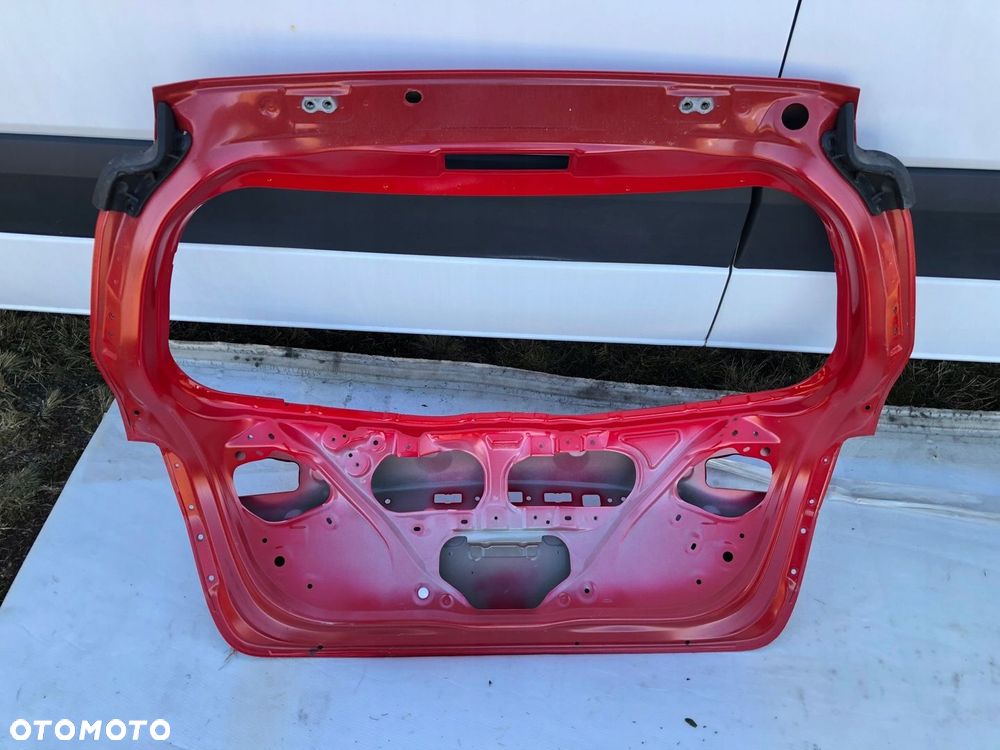TOYOTA YARIS III LIFT IV KLAPA BAGAŻNIKA IGŁA 17- - 7