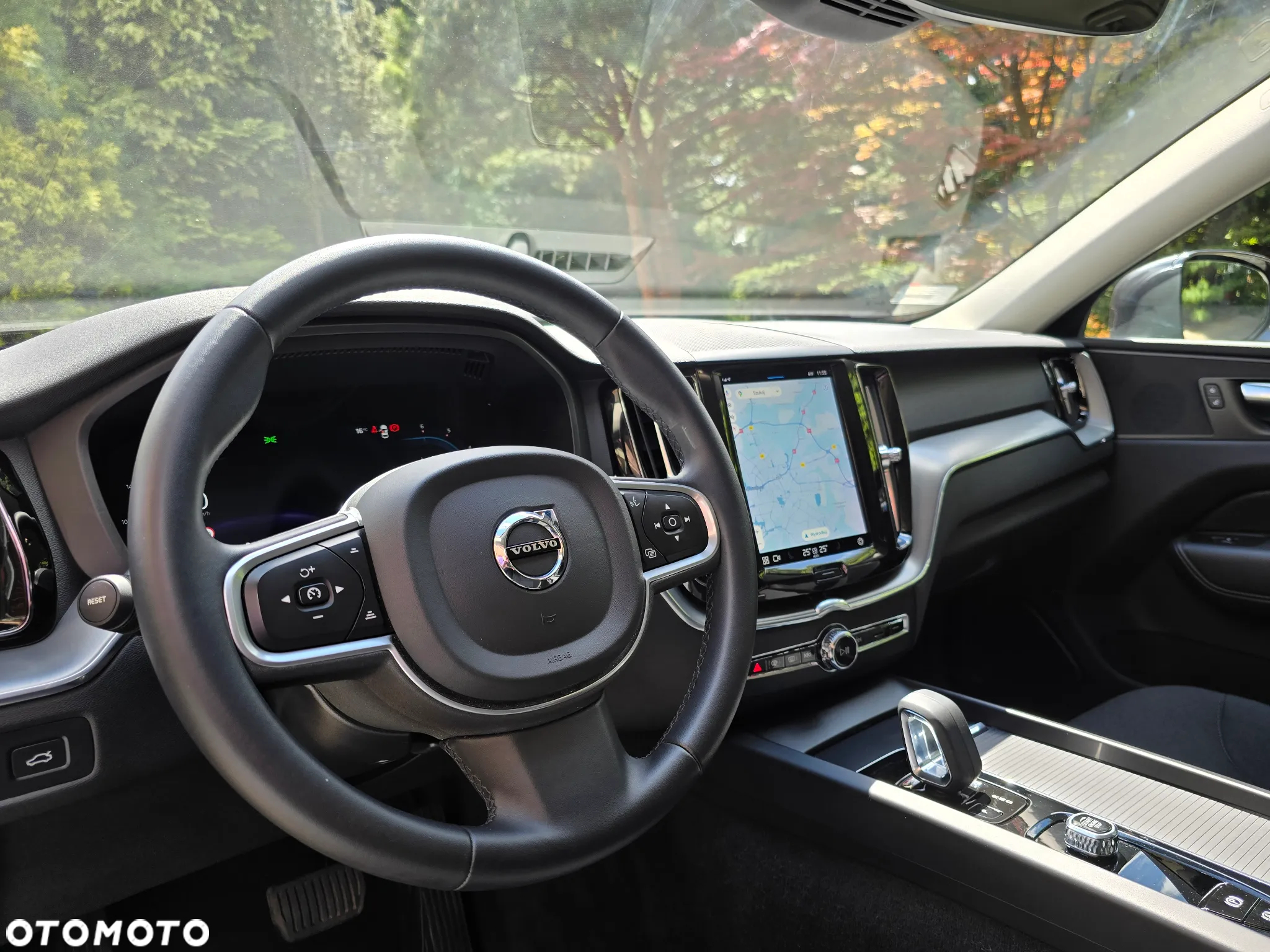Volvo XC 60 D4 Momentum Pro - 19