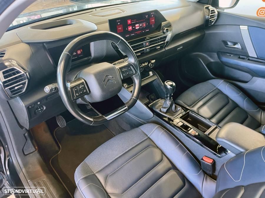 Citroën C4 1.2 PureTech Shine - 10