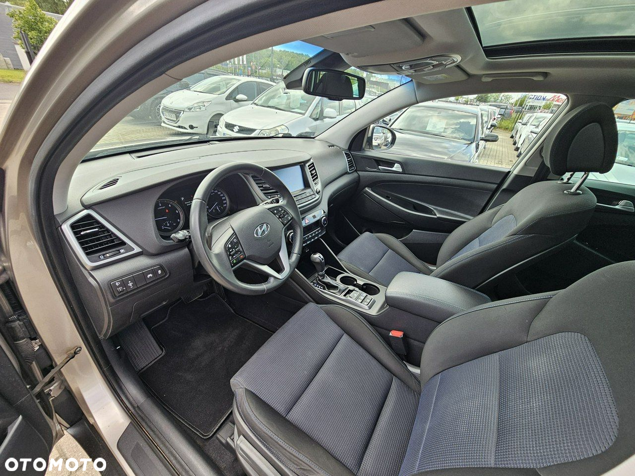 Hyundai Tucson 1.7 CRDI BlueDrive Premium 2WD DCT - 33