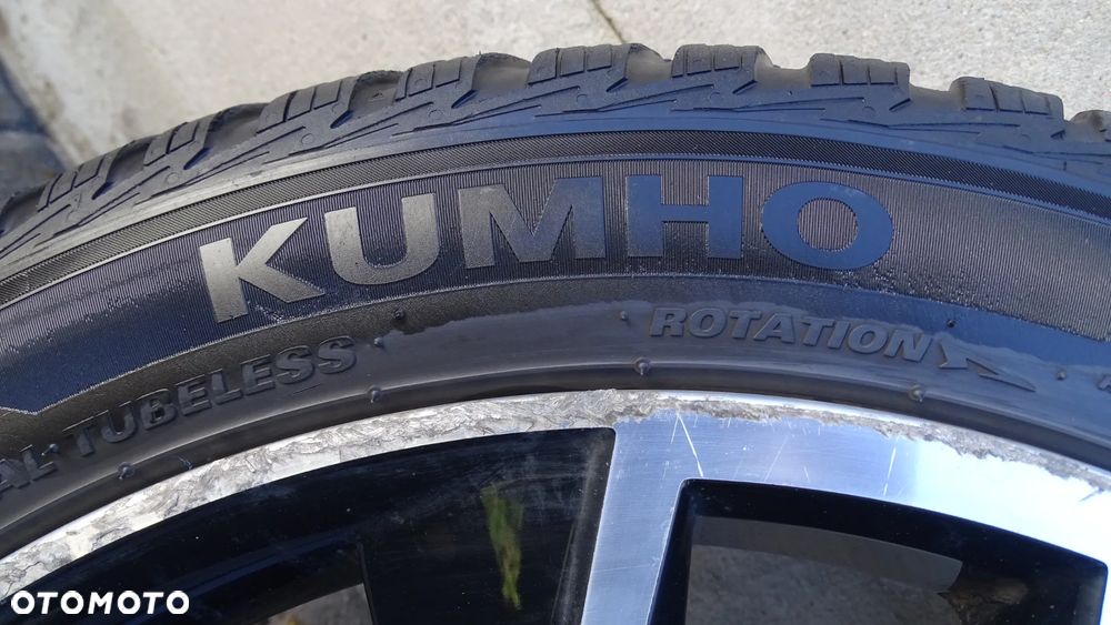 SEAT ATECA 575 - felga 8Jx19H2 ET45 5x112 - 4