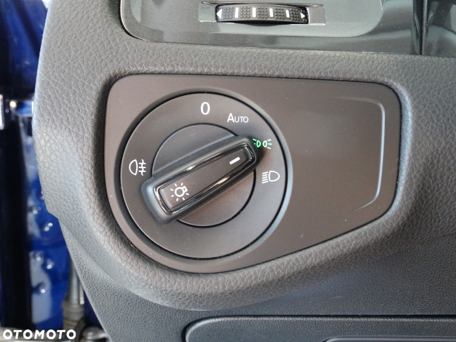 Volkswagen Golf - 21