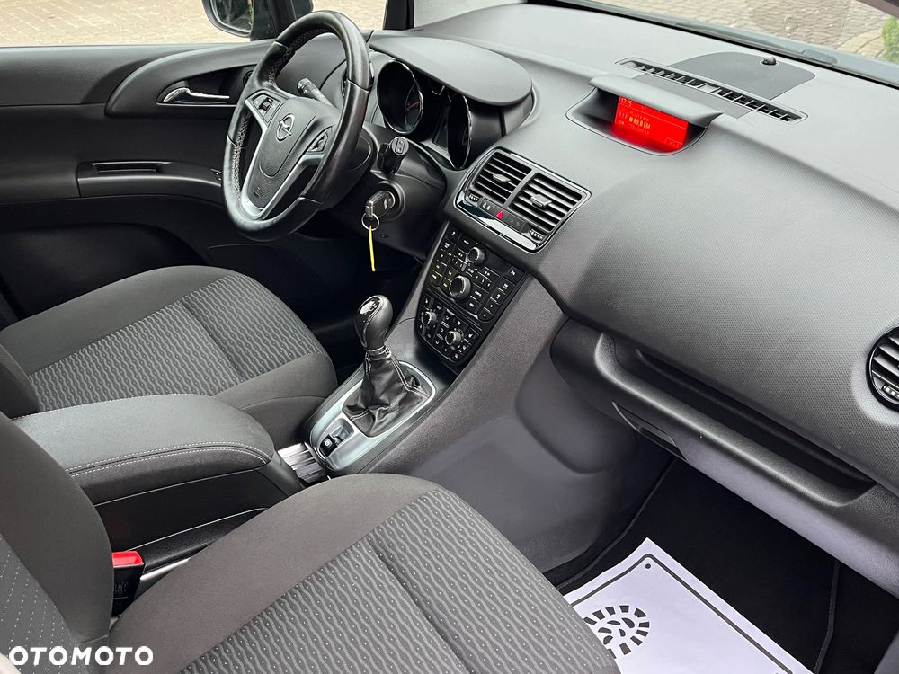 Opel Meriva - 27