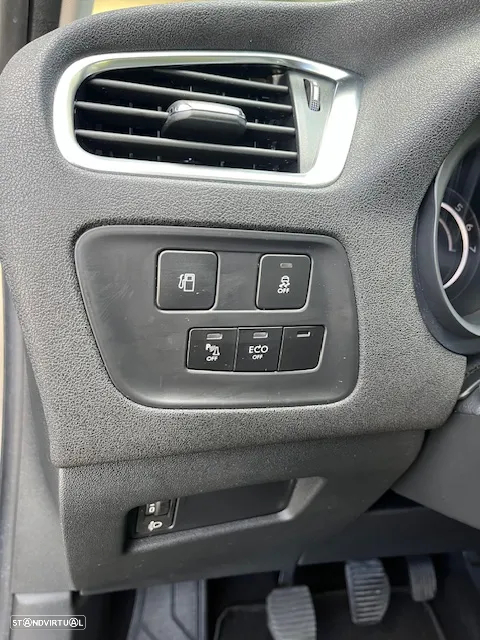 Citroën C4 1.6 BlueHDi Live - 23