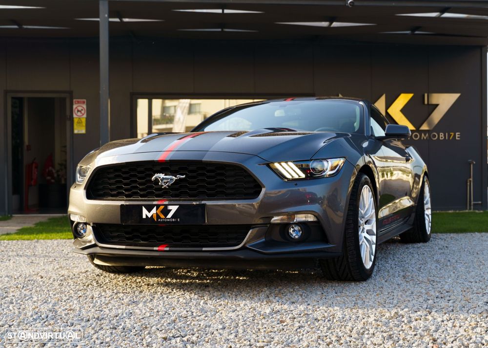 Ford Mustang 2.3 Eco Boost Aut. - 1