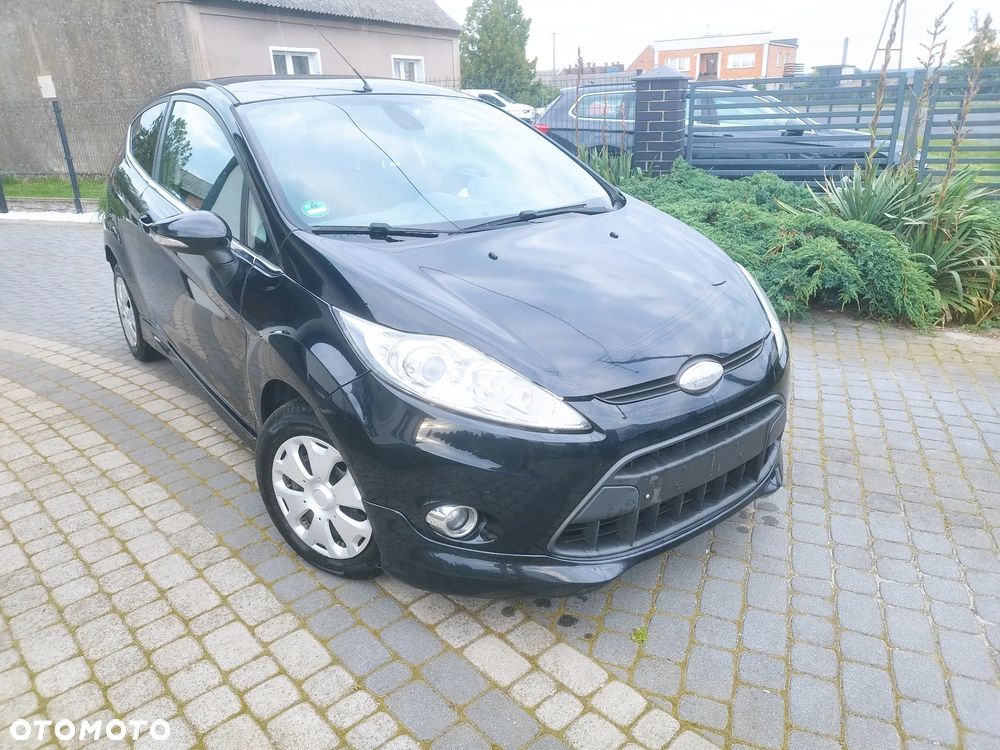 Ford Fiesta 1.25 Titanium - 24