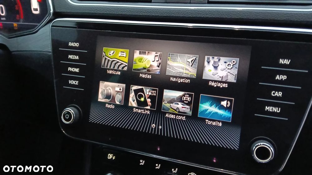 Skoda Superb 1.5 TSI ACT DSG Sportline - 15