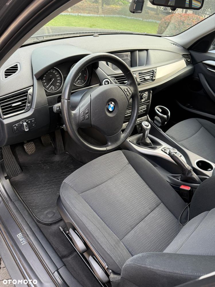 BMW X1 sDrive18d xLine - 4