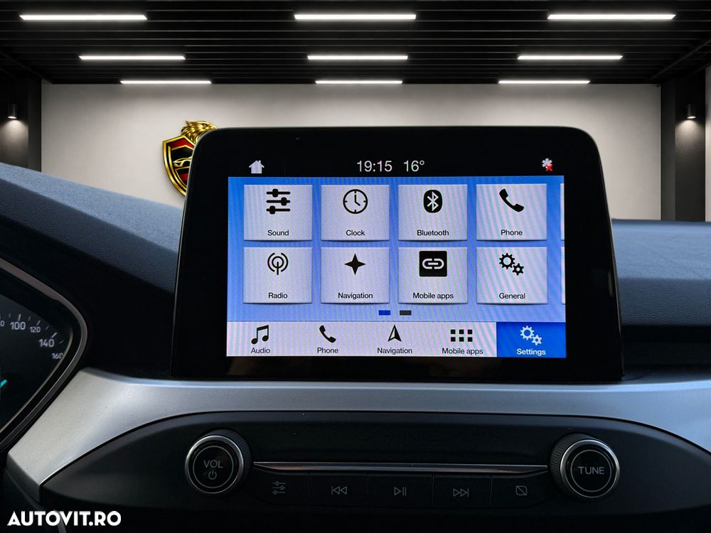 Ford Focus 1.5 EcoBlue Start-Stopp-System COOL&CONNECT DESIGN - 33