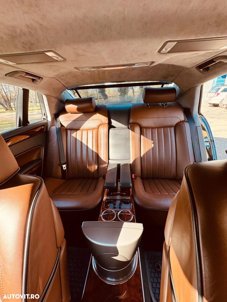 Volkswagen Phaeton - 12