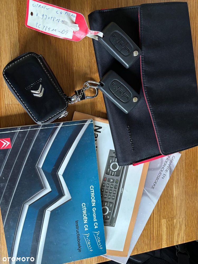 Citroën C4 Grand Picasso 2.0 HDi Exclusive - 27