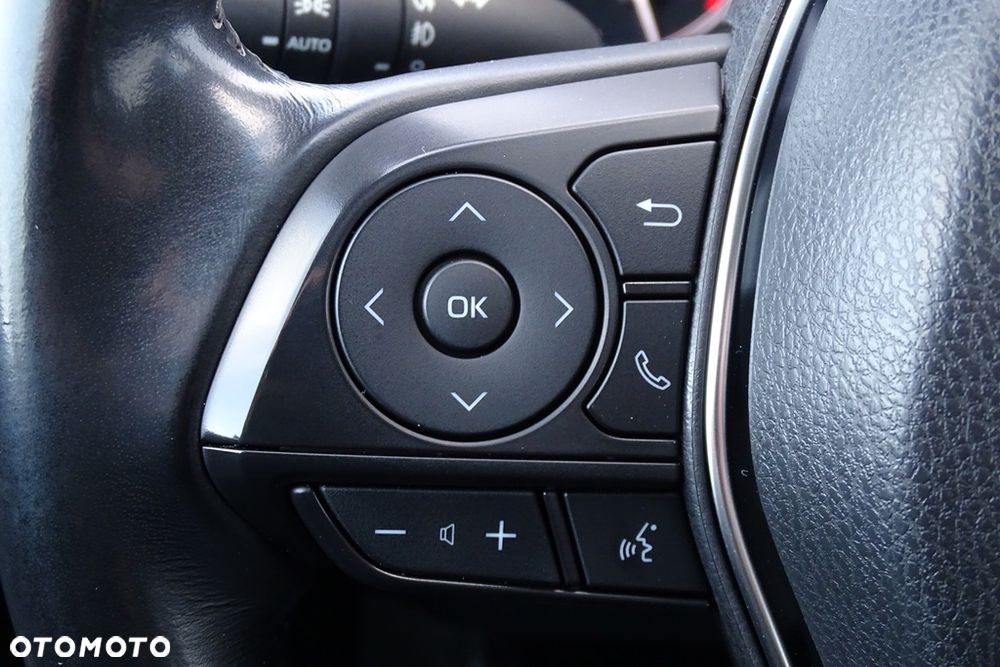 Toyota Camry 2.5 Hybrid Comfort CVT - 27