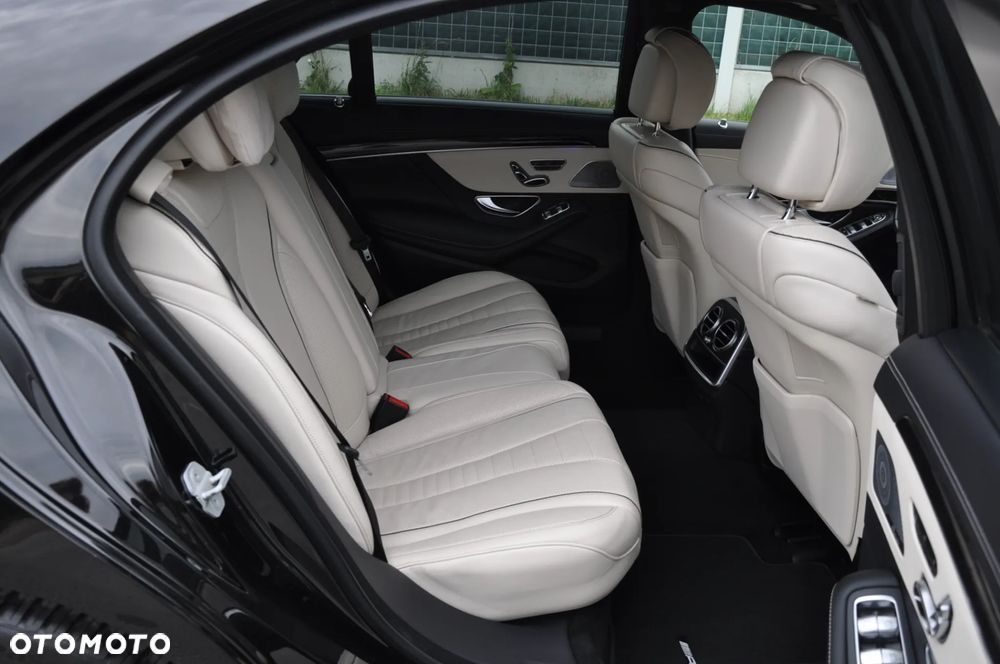 Mercedes-Benz Klasa S 500 4-Matic L 9G-TRONIC - 17