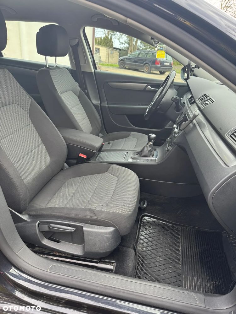 Volkswagen Passat 2.0 TSI Comfortline - 12