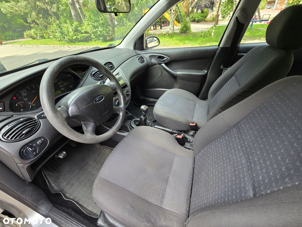 Ford Focus 1.6 Comfort - 20