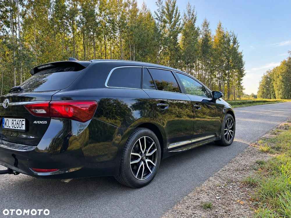 Toyota Avensis 2018 photo 3