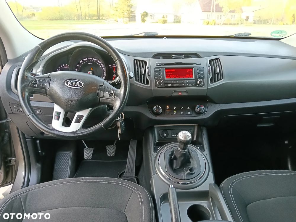 Kia Sportage 2.0 CVVT 4WD Vision - 25